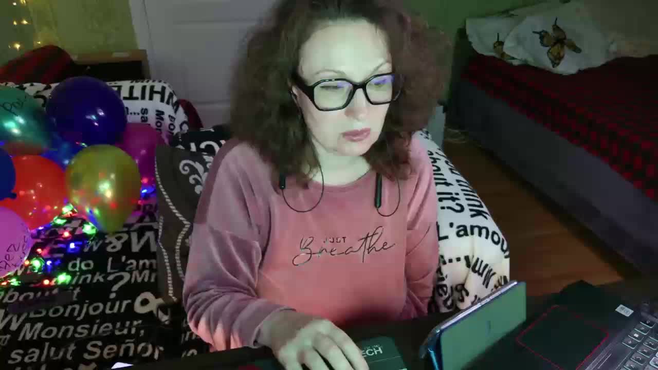 MeganIris Adult Chat May 11, 2026