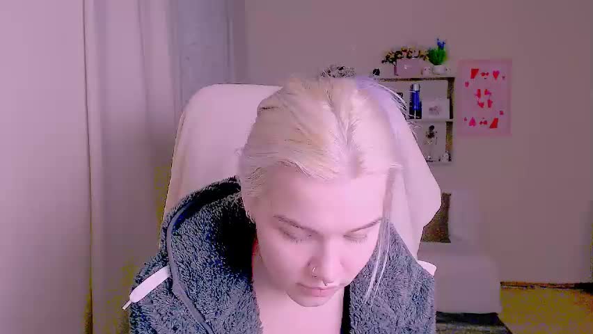 hot_blonda_ Adult Chat May 12, 2026
