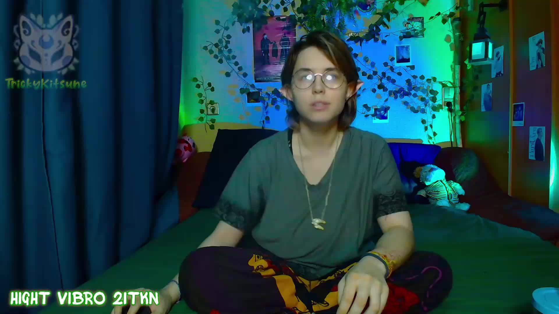 Tricky_Kitsune Adult Chat May 12, 2026
