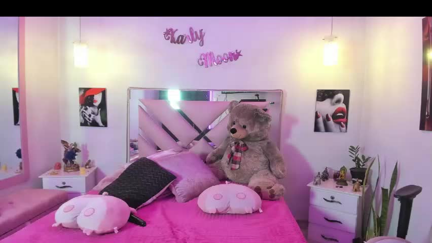 karly_moonn Adult Chat May 12, 2026