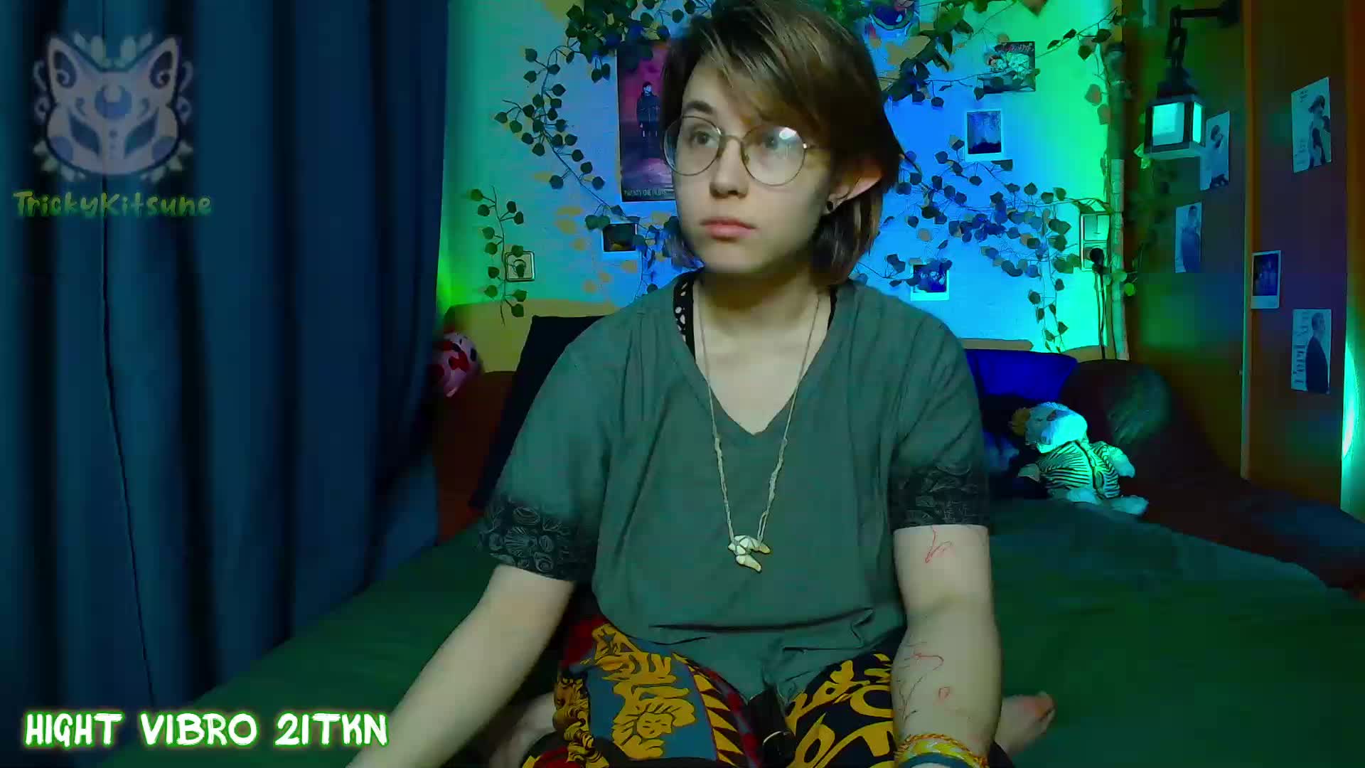Tricky_Kitsune Adult Chat May 12, 2026