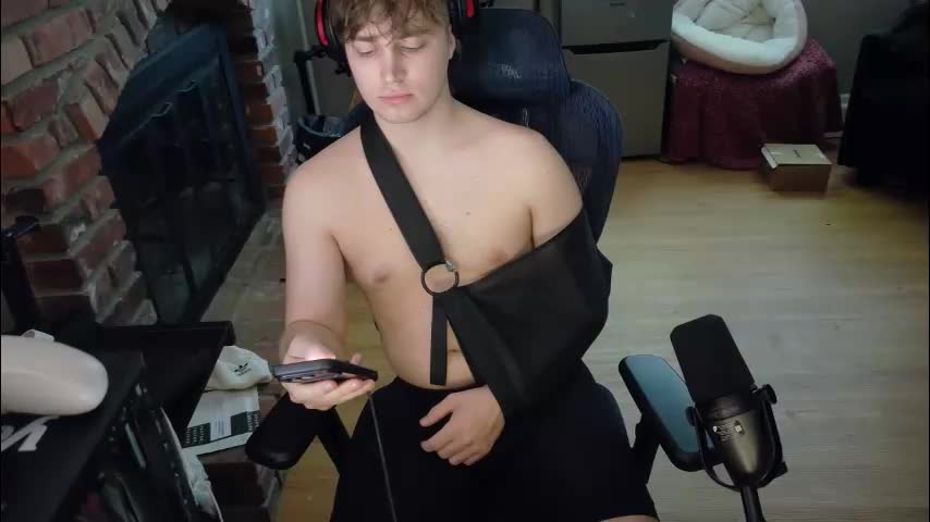 bubblebuttbdn Adult Chat May 12, 2026