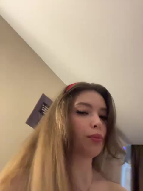 YourLadyyy Adult Chat May 12, 2026