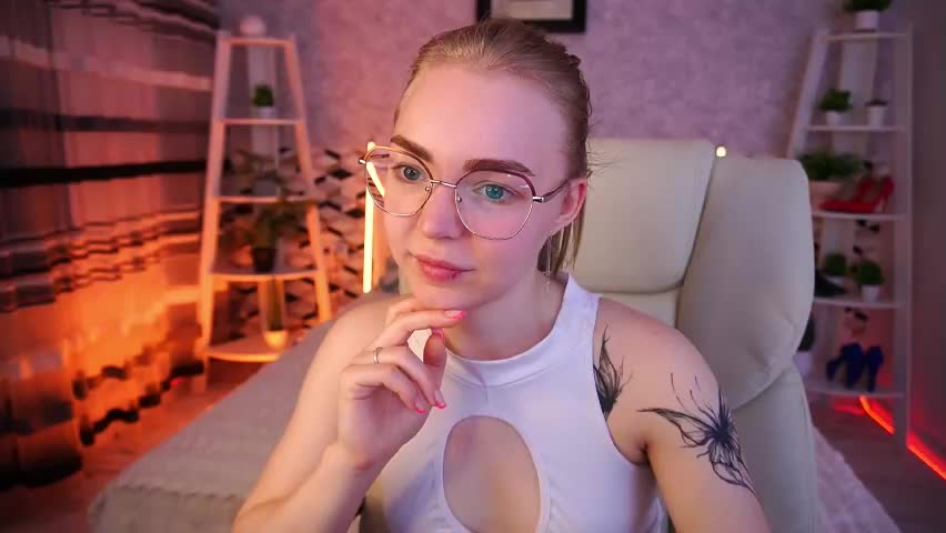 emilysunshines Adult Chat May 12, 2026