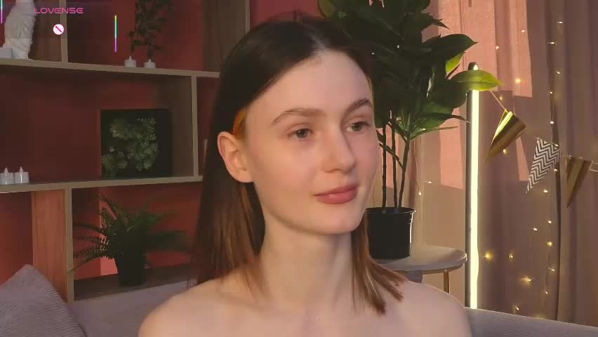jennyfer_me Adult Chat May 12, 2026