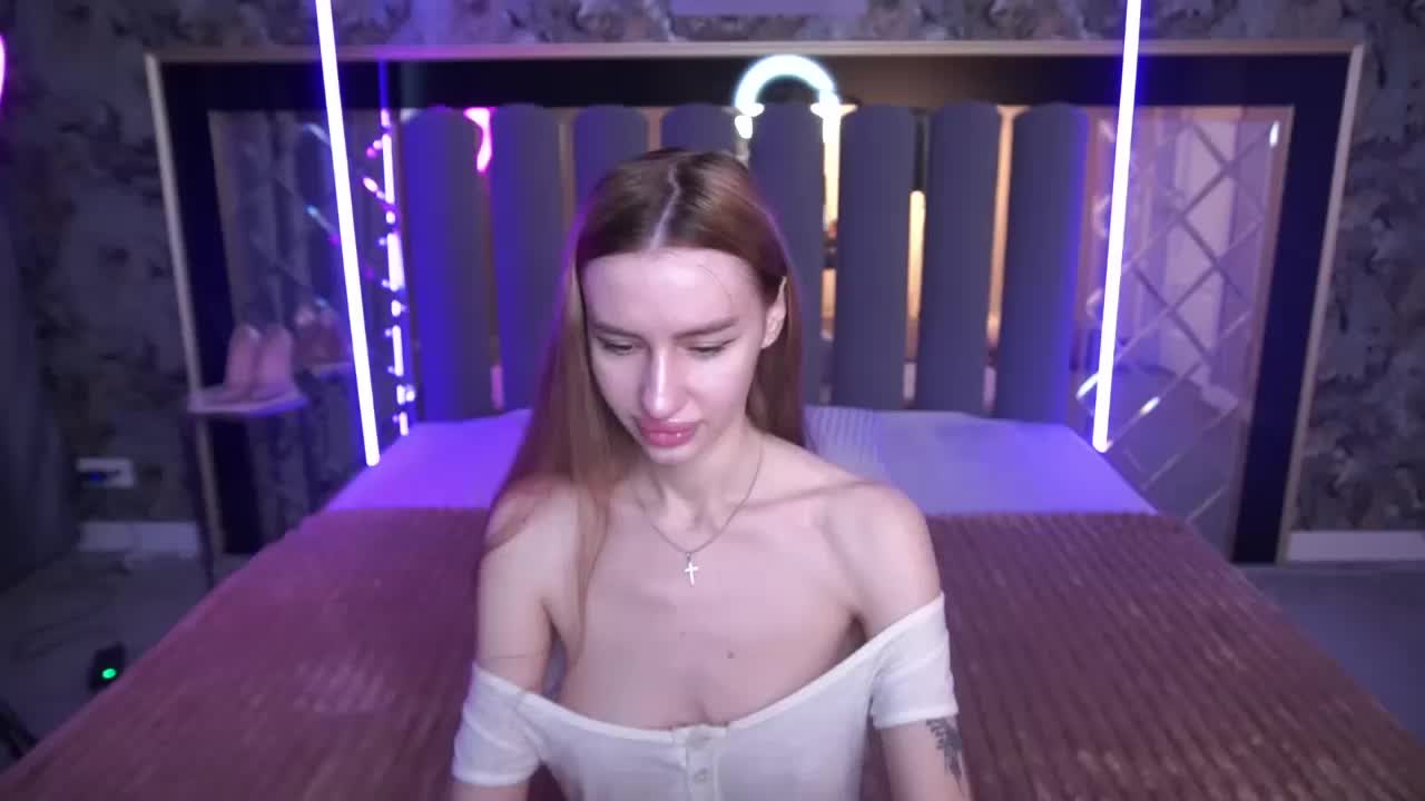 SnowWhiteee Adult Chat May 12, 2026