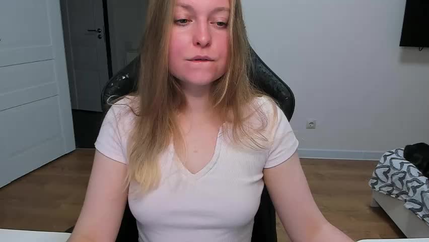 stacy_miraclee Adult Chat May 12, 2026
