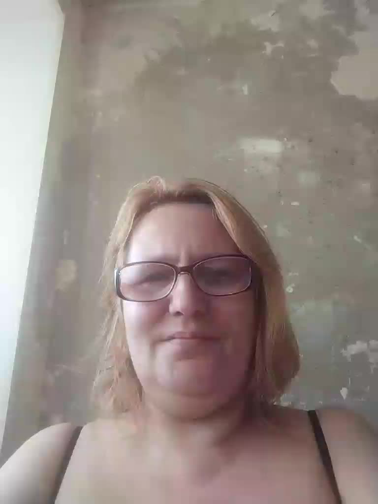 ForestLadyXL Adult Chat May 12, 2026