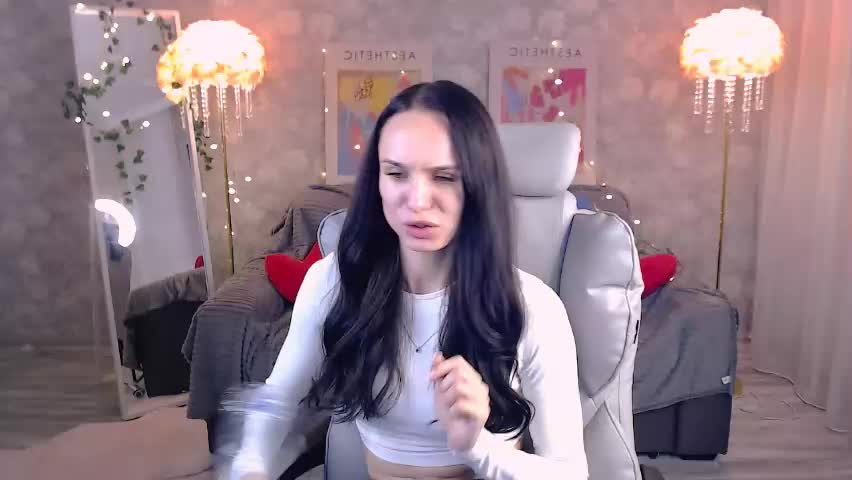 nicolemerz Adult Chat May 12, 2026