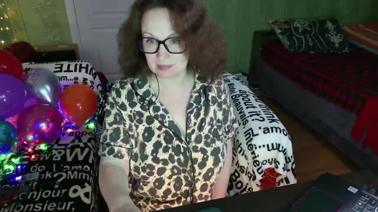 MeganIris Adult Chat May 12, 2026