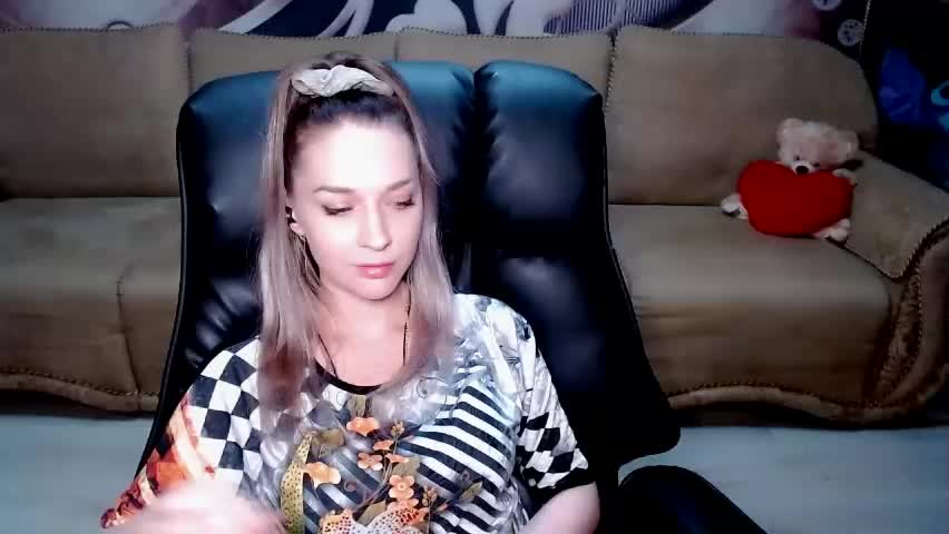 lovellymalina Adult Chat May 12, 2026