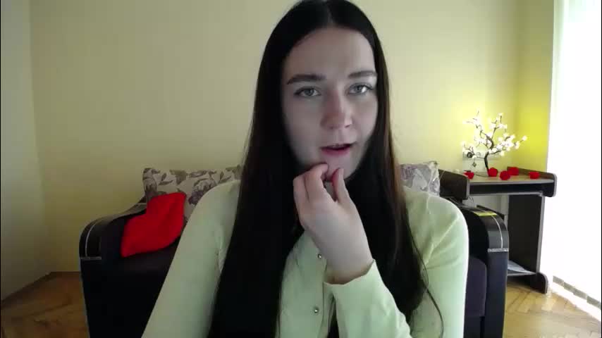 gabby_di Adult Chat May 12, 2026
