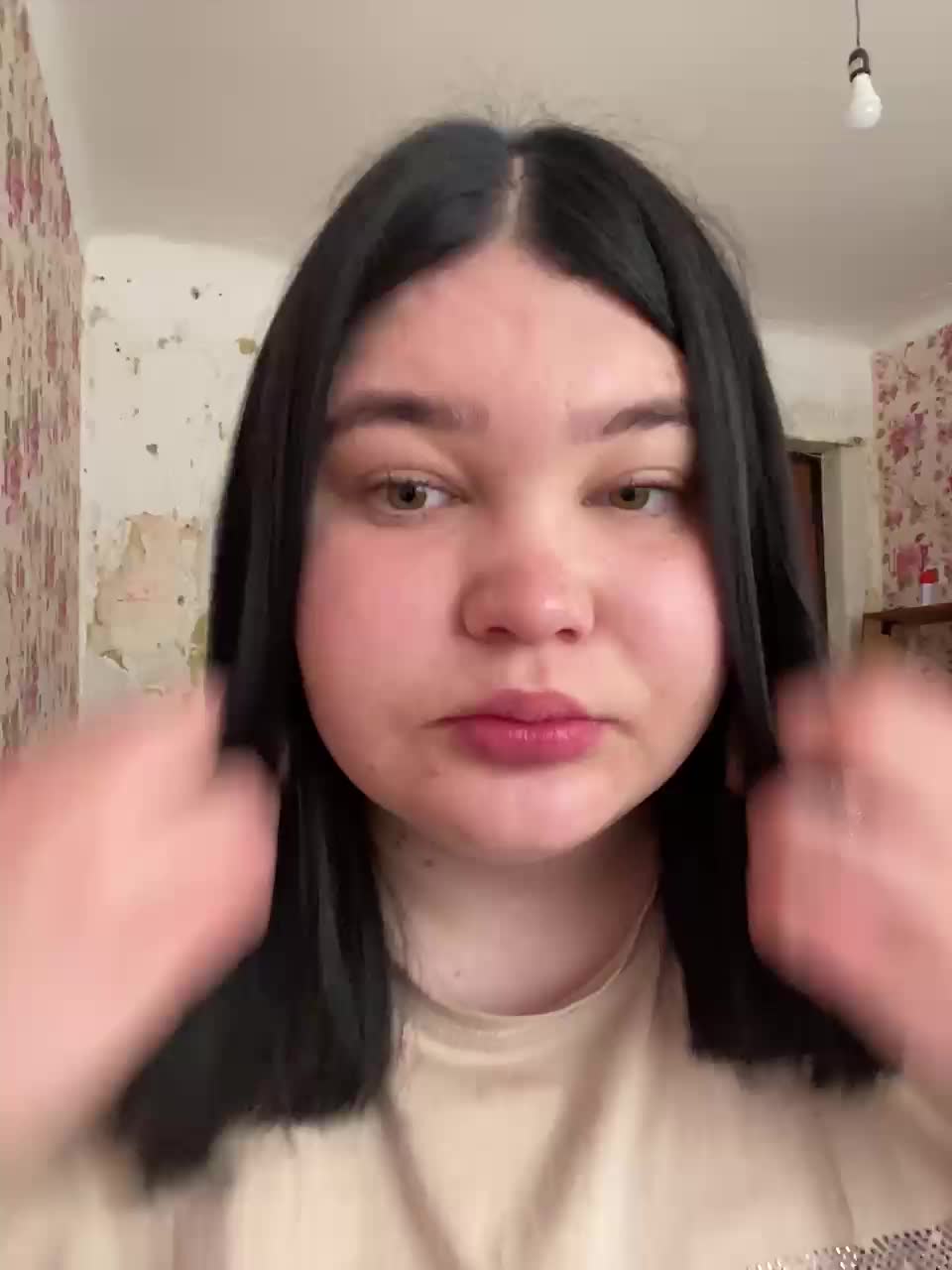 Annyshka-1 Adult Chat May 12, 2026