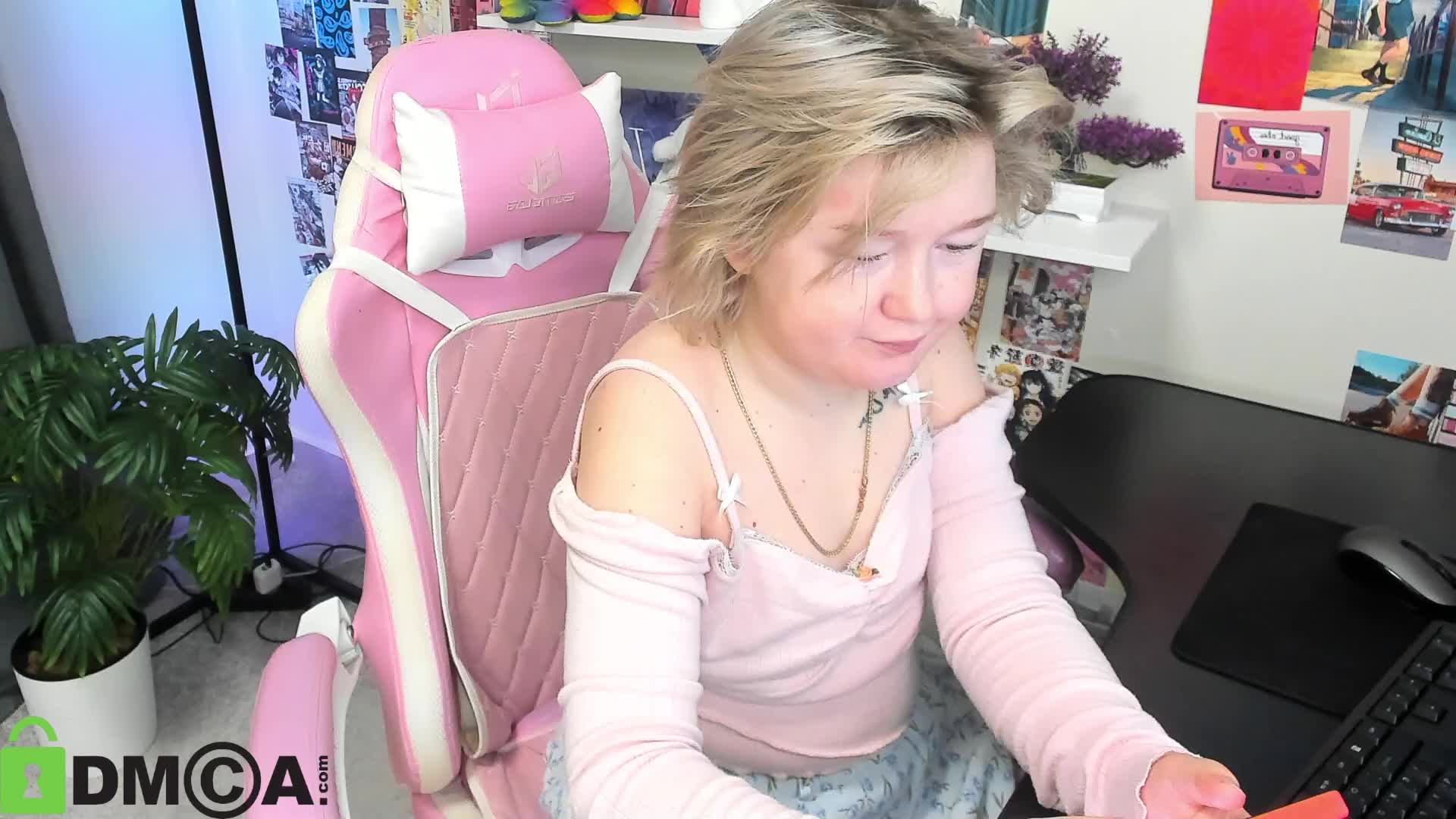 MiaFerd Adult Chat May 12, 2026