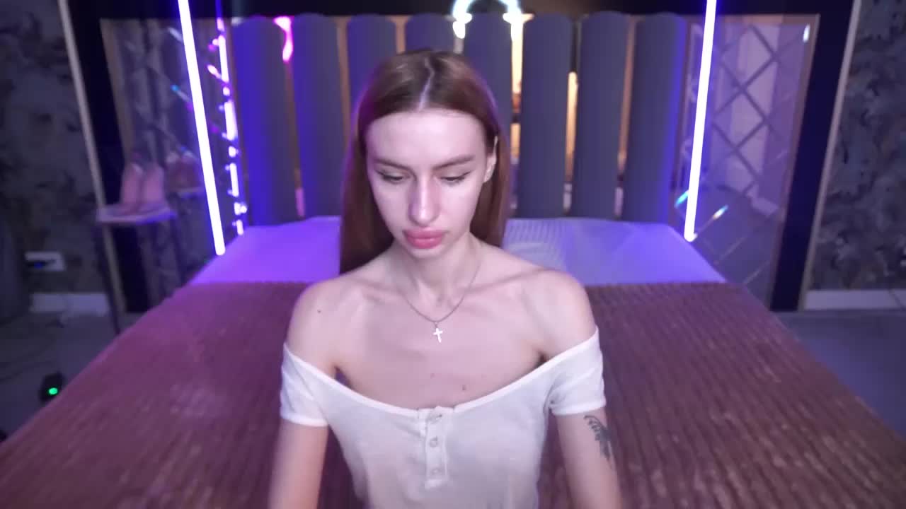 SnowWhiteee Adult Chat May 12, 2026