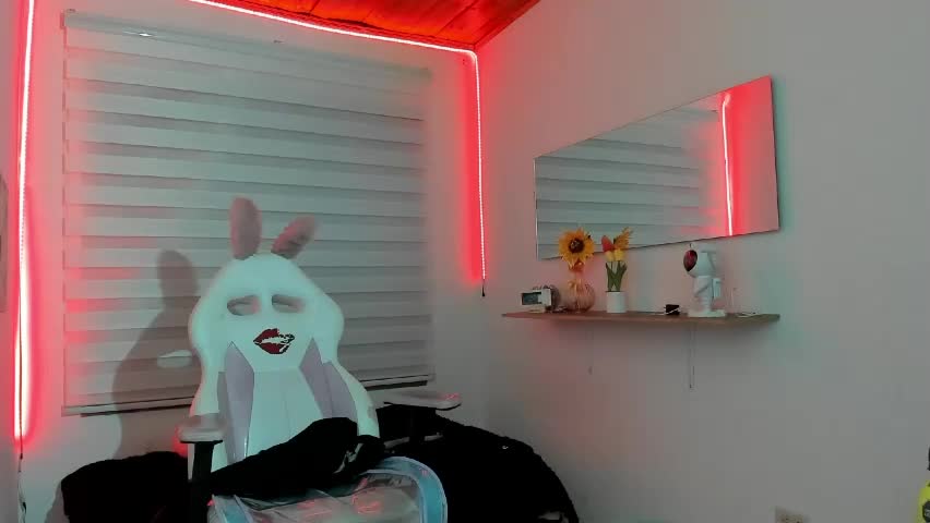 emily_simt_ Adult Chat May 12, 2026