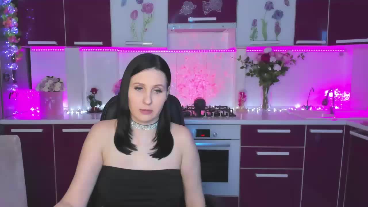 Olivija2020 Adult Chat May 13, 2026
