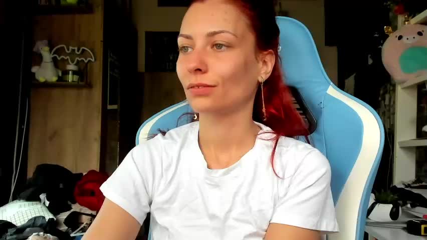 karoline121 Adult Chat May 13, 2026