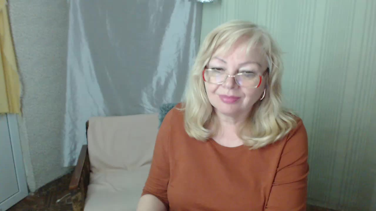 EvelynLoveShy Adult Chat May 13, 2026