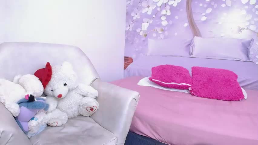 jana_strawberry20 Adult Chat May 13, 2026