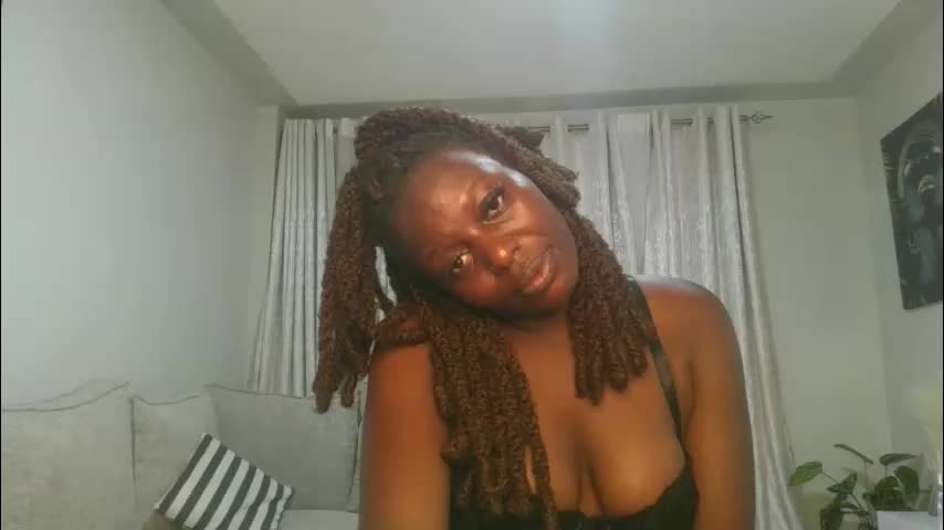 sexy_candia Adult Chat May 13, 2026