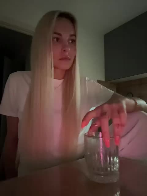 Kocmoc_Katerina Adult Chat May 13, 2026