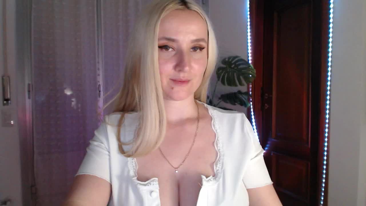 Alina-Lovely Adult Chat May 13, 2026