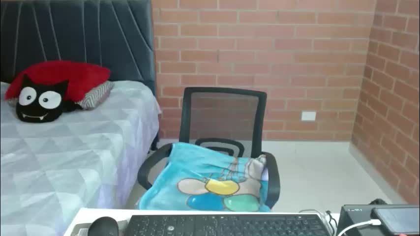paula__117 Adult Chat May 13, 2026