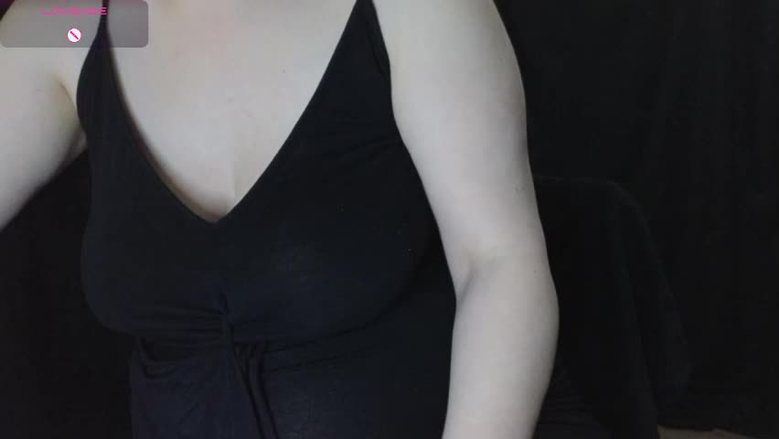 mia_g0ld Adult Chat May 13, 2026