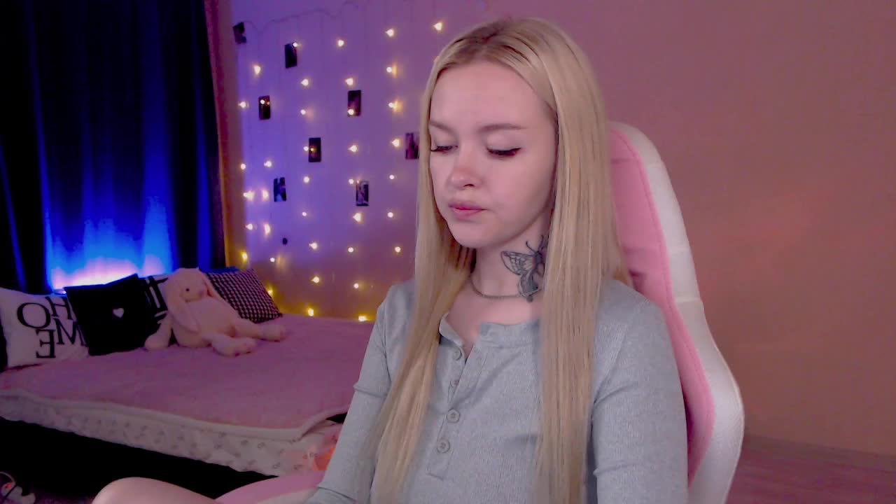 NaughtyMable Adult Chat May 13, 2026
