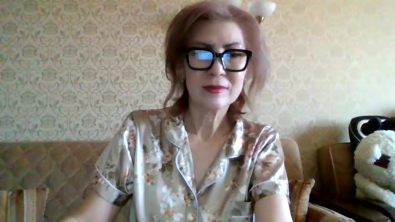 ElegantLady00 Adult Chat May 13, 2026