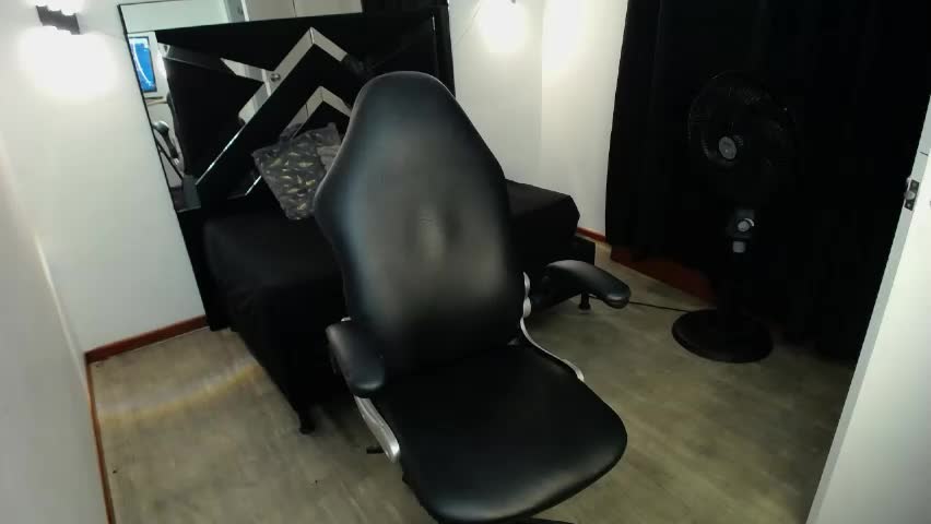 marianarojas_ Adult Chat May 13, 2026