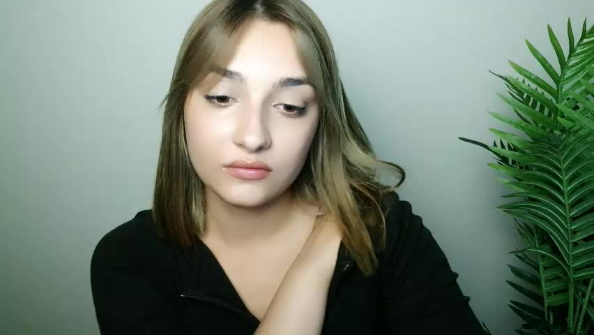veryveryshygirl Adult Chat May 13, 2026