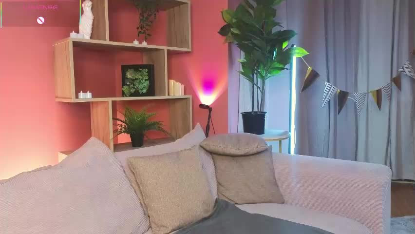 jennyfer_me Adult Chat May 13, 2026
