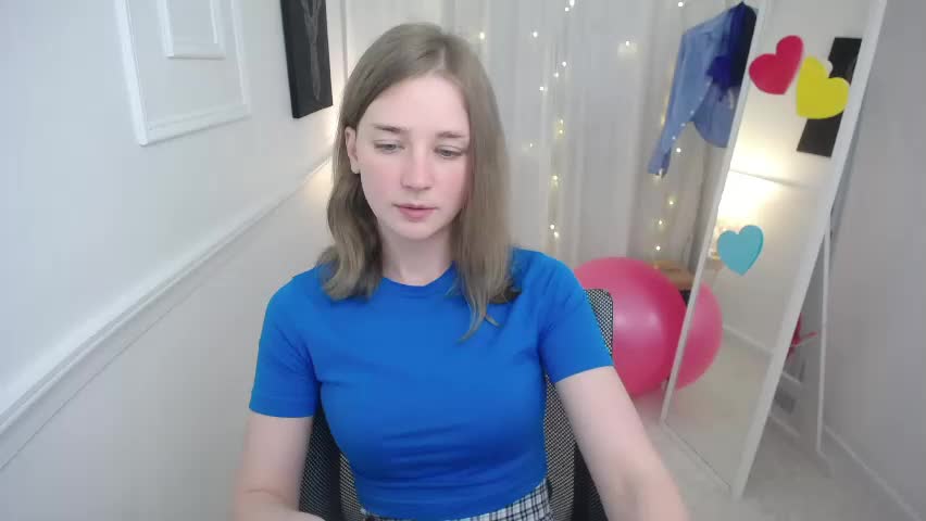 bree_sky Adult Chat May 13, 2026