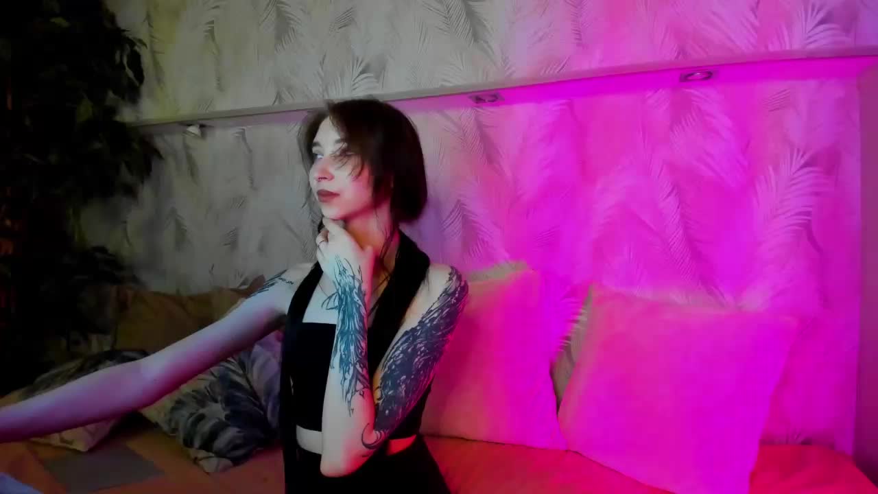 Ellen-Hops Adult Chat May 13, 2026