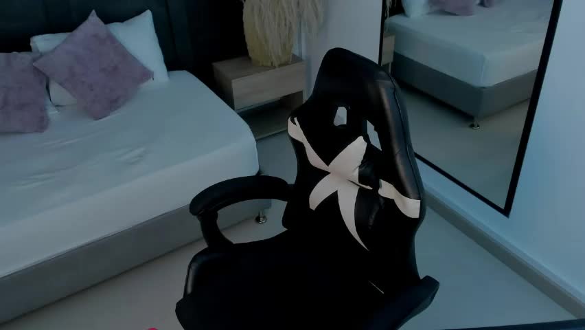 marylin_gold Adult Chat May 13, 2026