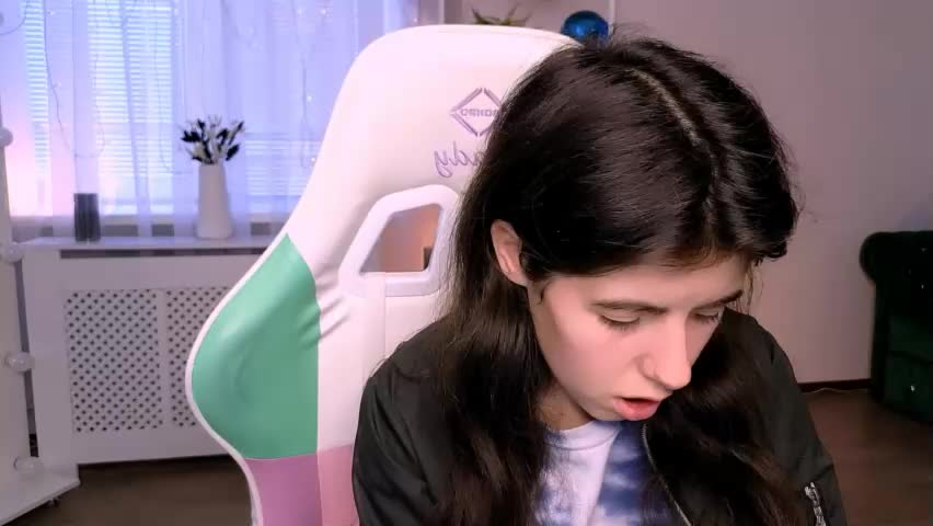 olivia__low Adult Chat May 13, 2026