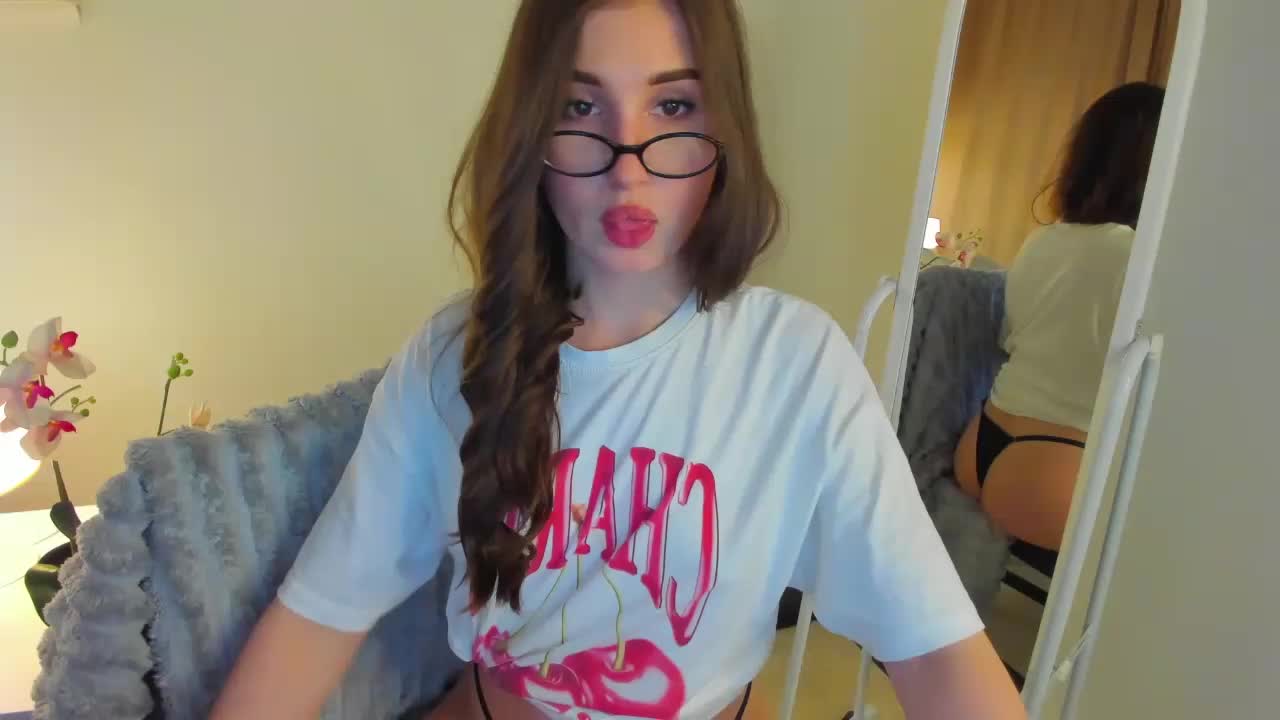 Emily-Lews Adult Chat May 13, 2026