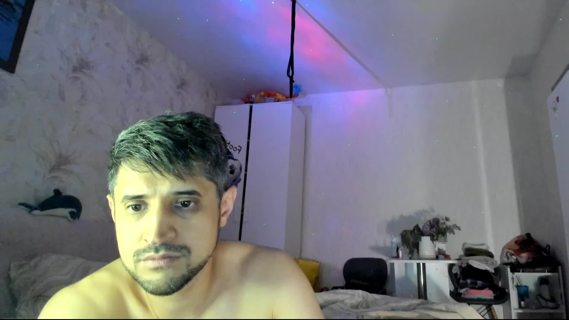 VIP17CoupleDream Adult Chat May 14, 2026