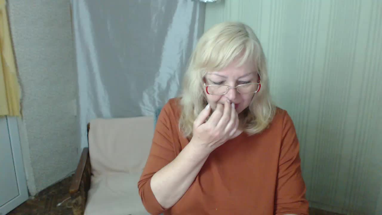 EvelynLoveShy Adult Chat May 14, 2026