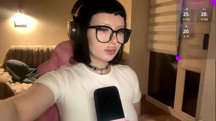 dominiquebreakey Adult Chat May 13, 2026