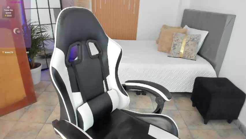 selene_diior Adult Chat May 13, 2026