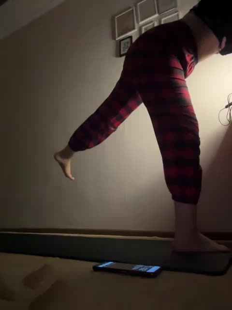 Vika19981 Adult Chat May 14, 2026