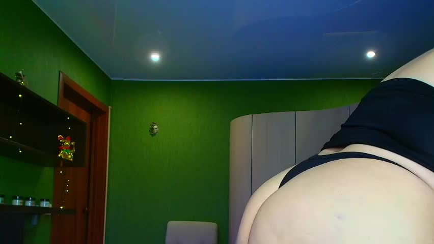 leona_tracie Adult Chat May 14, 2026