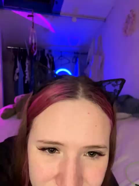 CatrineDeMeow Adult Chat May 14, 2026