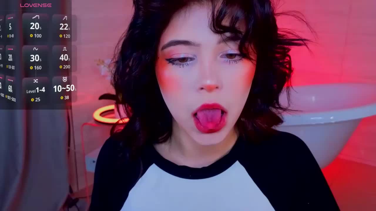 CoralineJones Adult Chat May 14, 2026