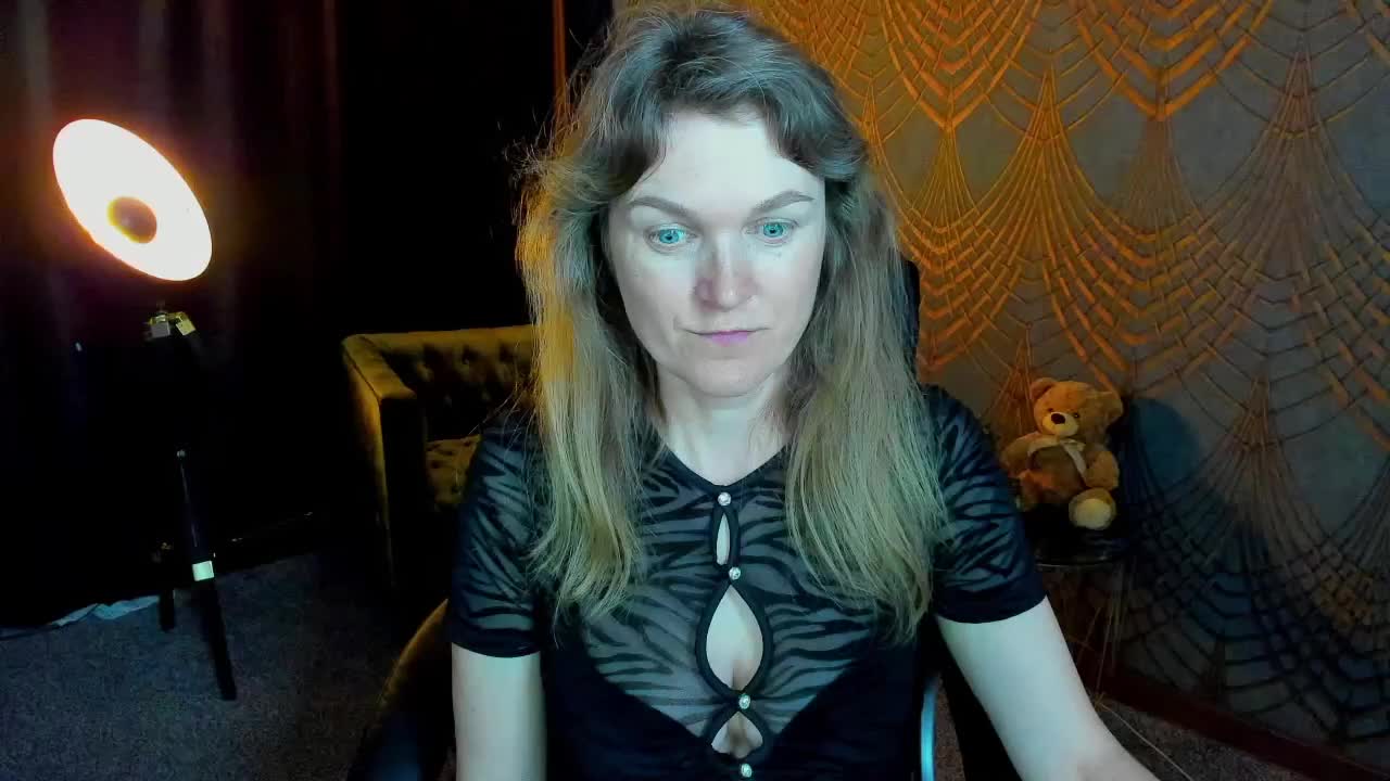 Annabel-xxx Adult Chat May 15, 2026
