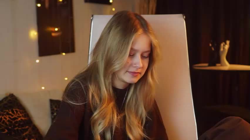 evemundie Adult Chat May 14, 2026
