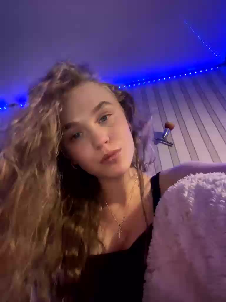 Melissashineee Adult Chat May 15, 2026